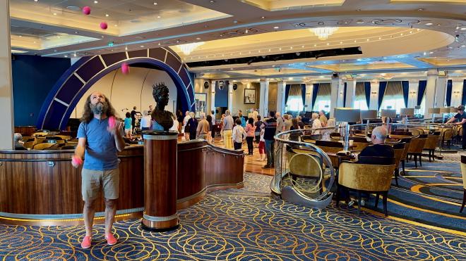 The Queen&rsquo;s Room