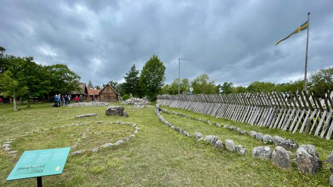 &ldquo;a field with a stone circle and a boat-shaped row of stones&rdquo;